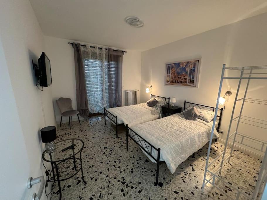 Romafatata: Intero Appartamento Extérieur photo